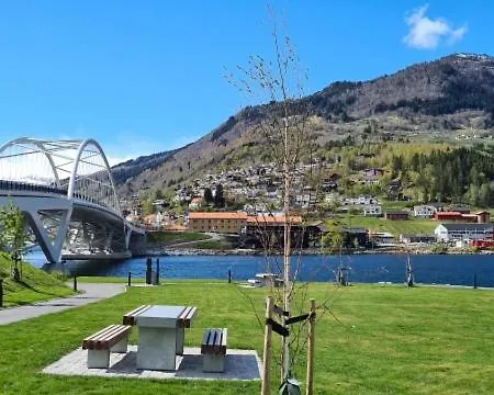 Central City Apartment Sogndal Apartmán *